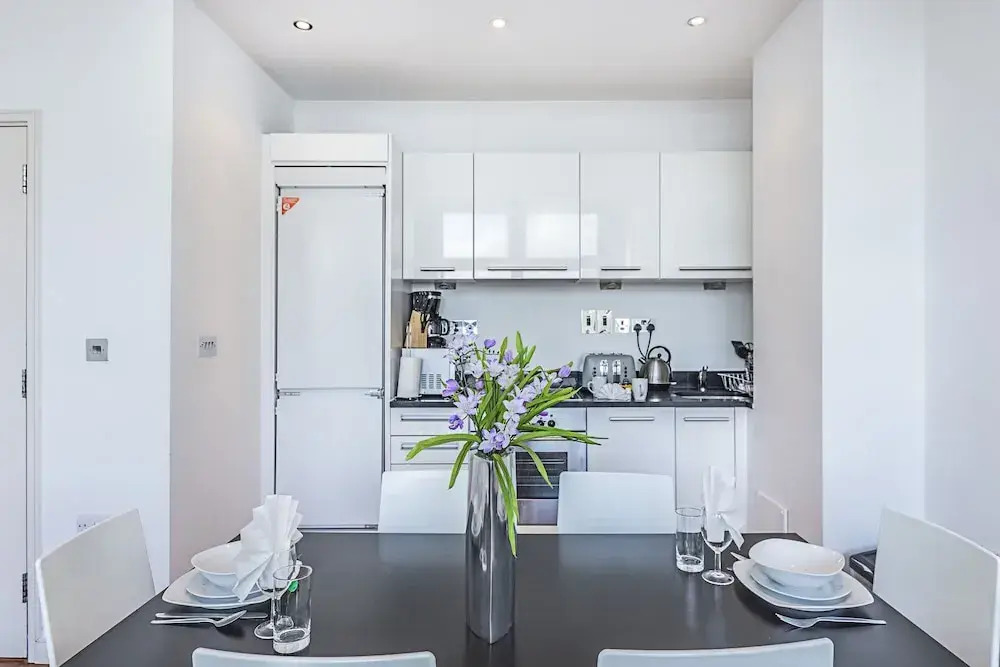 Splendid 3 Bedroom Apartment Kings Cross