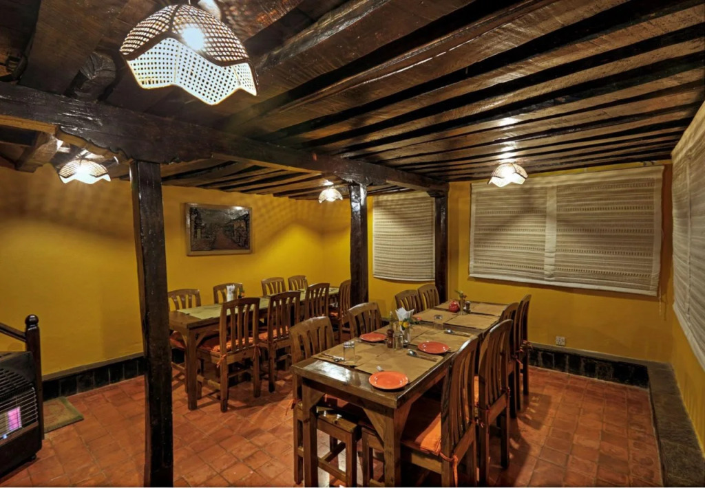 Summit Village Lodge