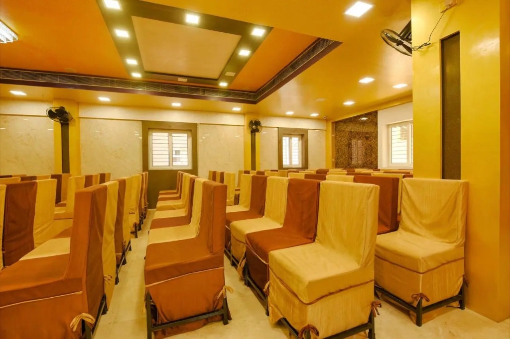 FabHotel Vijaylakshmi Stay Inn