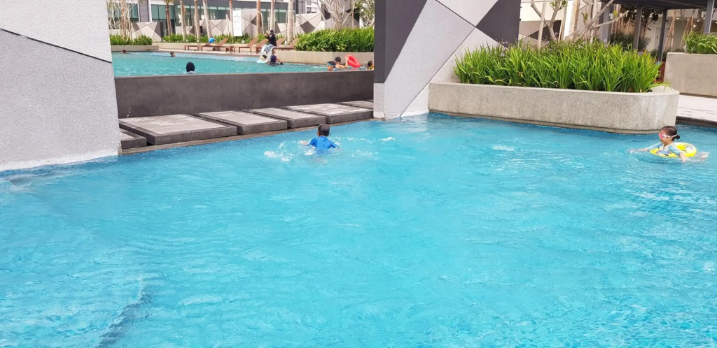Q Suite at i-City 2Br FREE PARKING WIFI NETFLIX