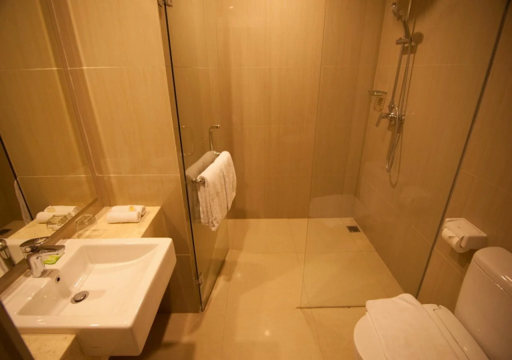 Ibus Beach Hotel