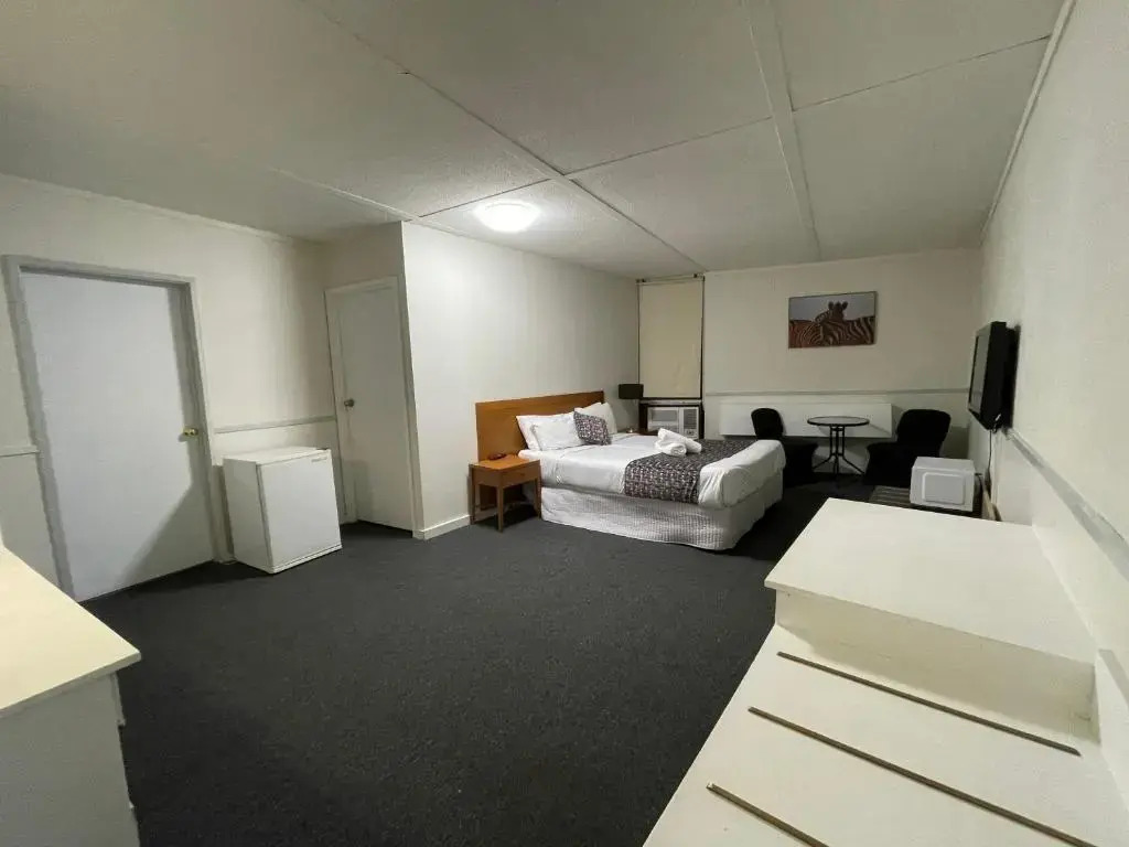 Parkside Inn Motel