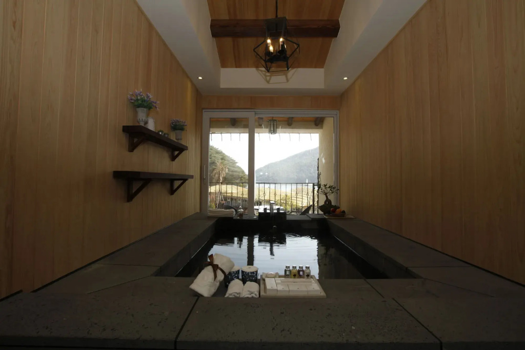 Tongyeong Hansan Marina Resort
