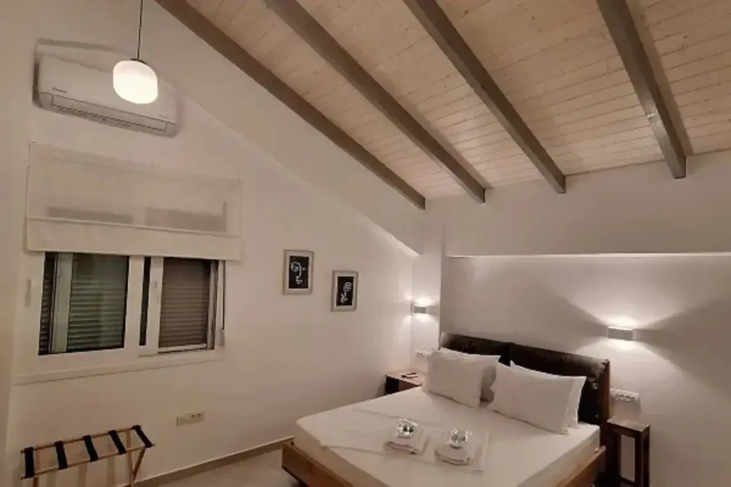 Luxury Apartments Kanali