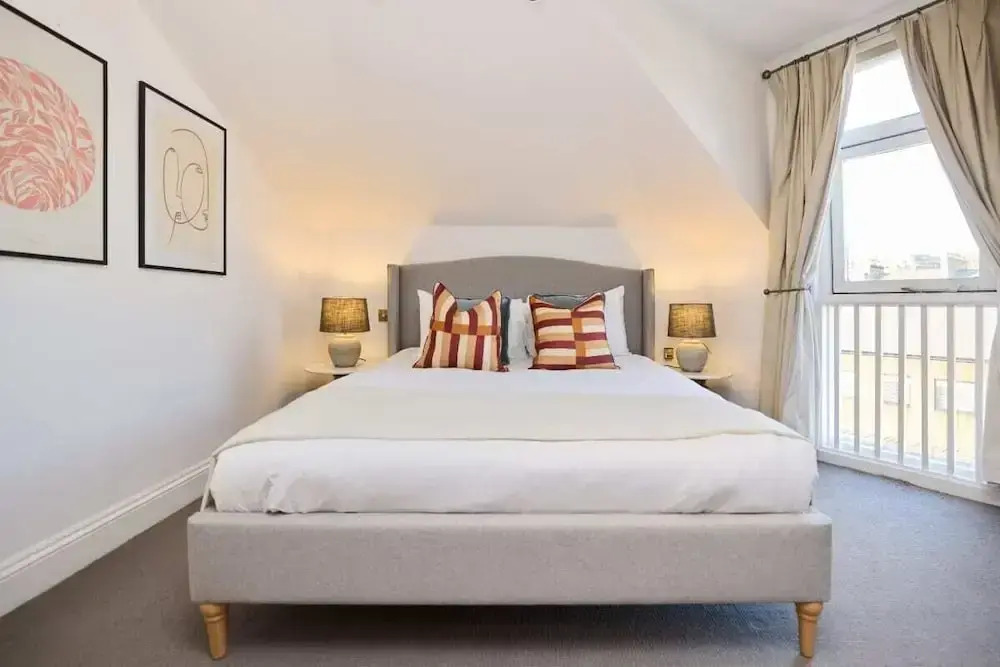 The Hampstead Getaway - Charming 5bdr Home With Conservatory