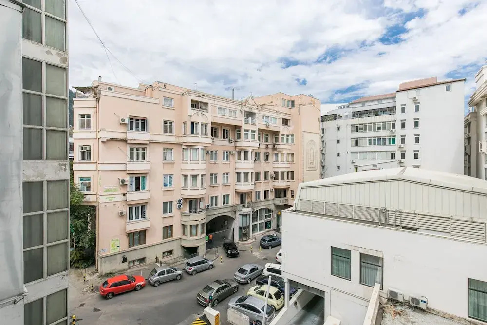 Freedom Square apartment