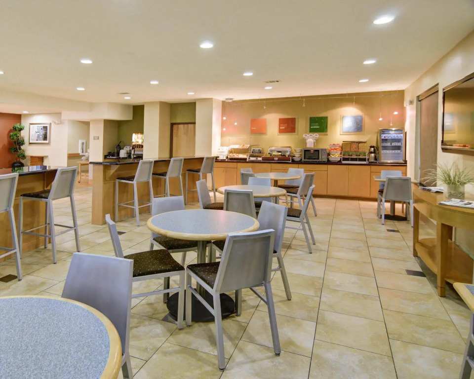 Comfort Suites Lindale - Tyler North