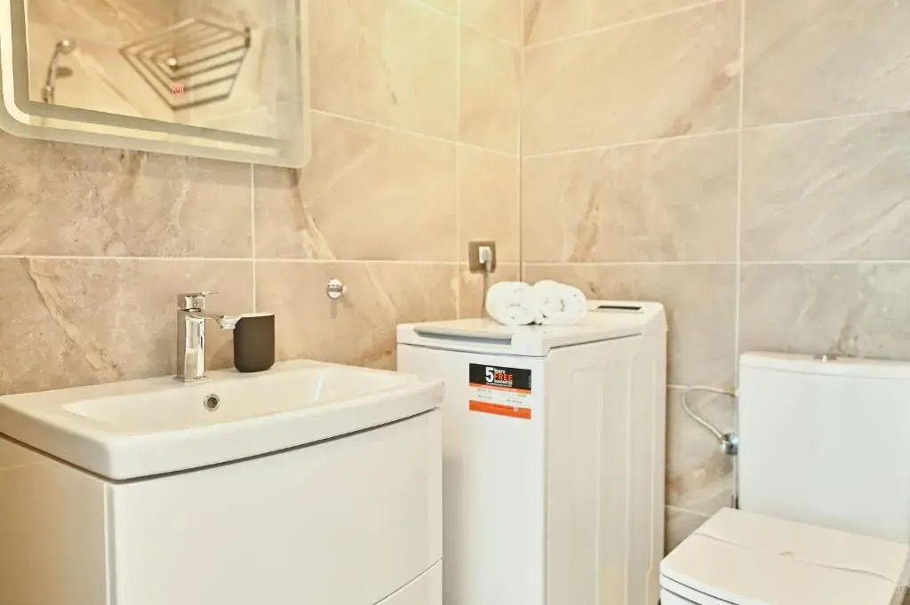 Diamond Sea View 2BR Apartment - Spa n Pools Resort