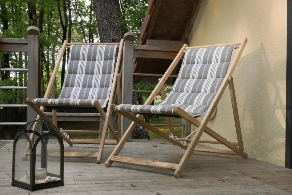 Studio cosy perché dans les arbres au coeur du Périgord proche Sarlat