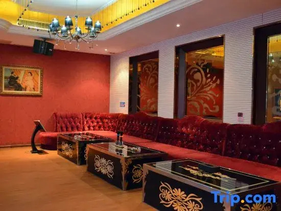 Huafeng International Hotel