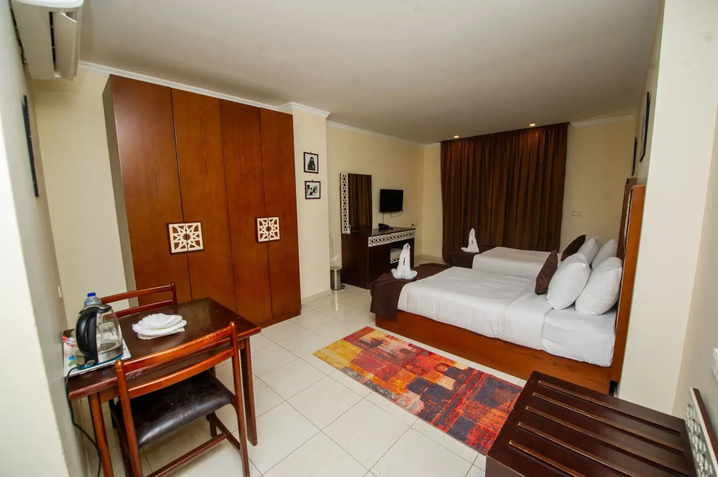 Pyramids Valley Boutique Hotel