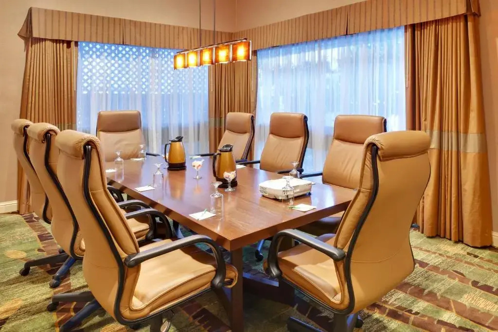 Holiday Inn Dublin - Pleasanton by IHG
