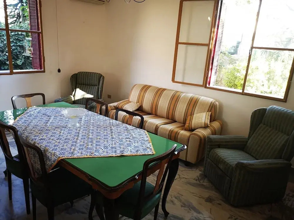 Tasteful Holiday Home in Comiso With Garden