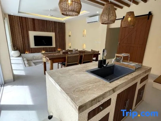Luxury 3 Bed Pool Villa in Paradise