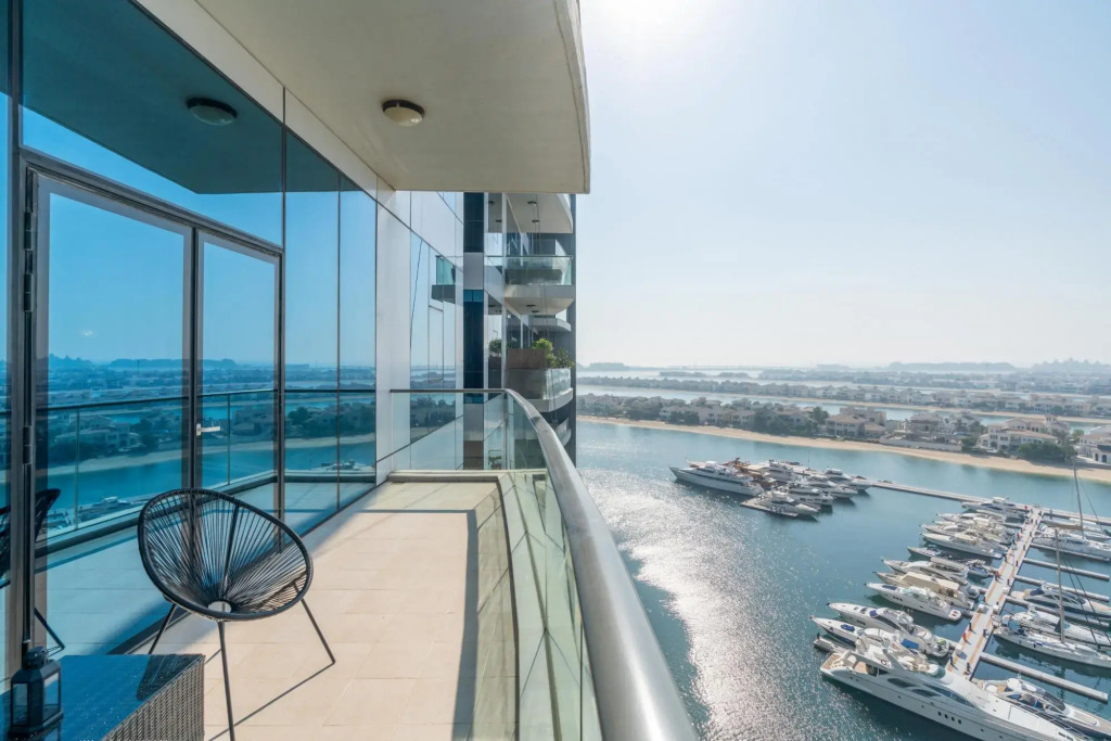 Modern Charming Sea View Apt In Palm Jumeirah