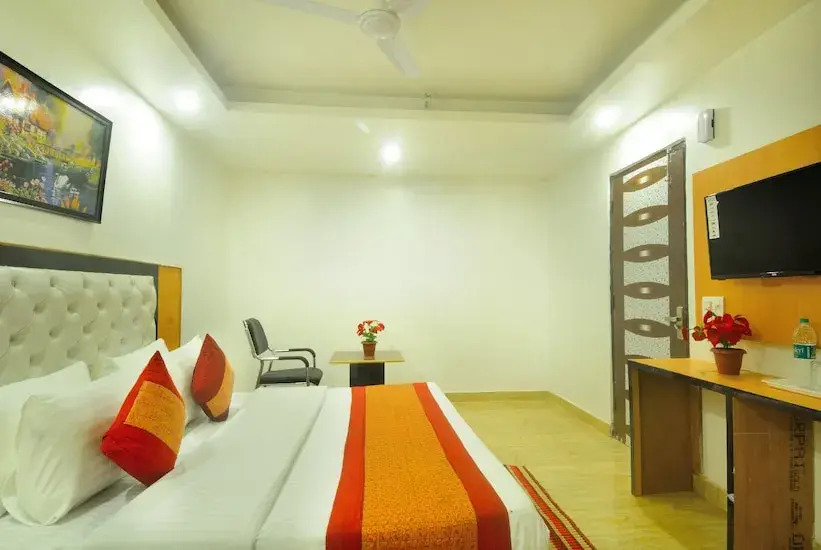 Hotel Noida Stay