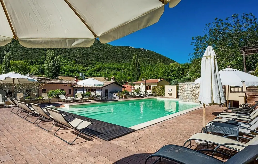 Amazing Apartment in Foligno With Outdoor Swimming Pool, Wifi and 2 Bedrooms
