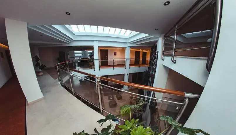 Celly Hotel