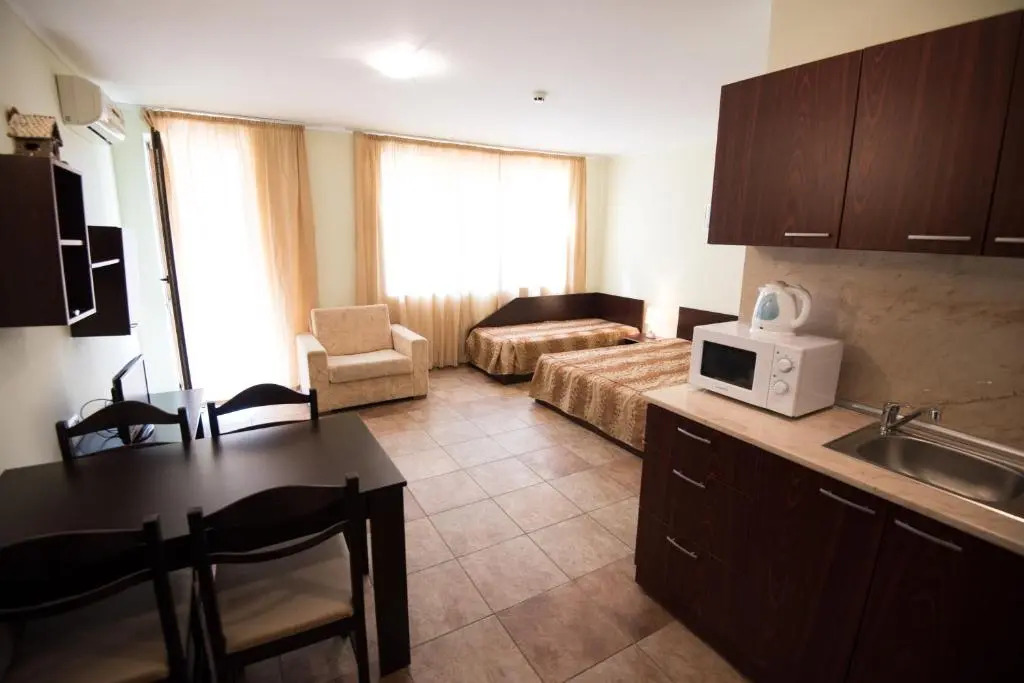 Family hotel Apolon