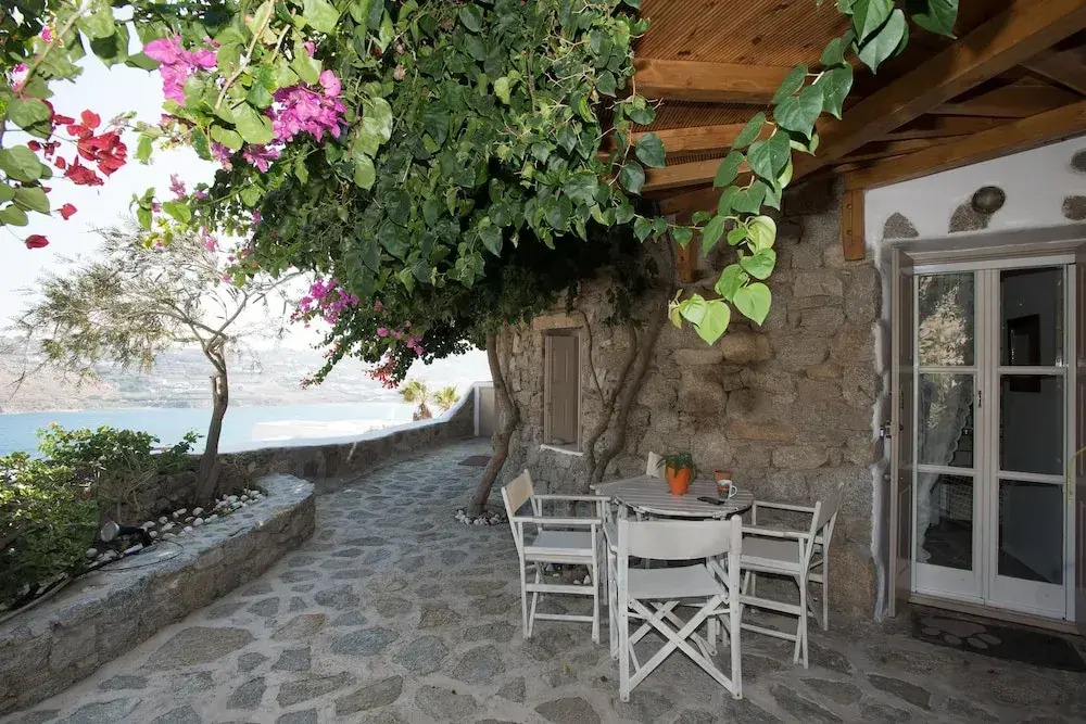 Villa Anemoessa Royal Violet with pool