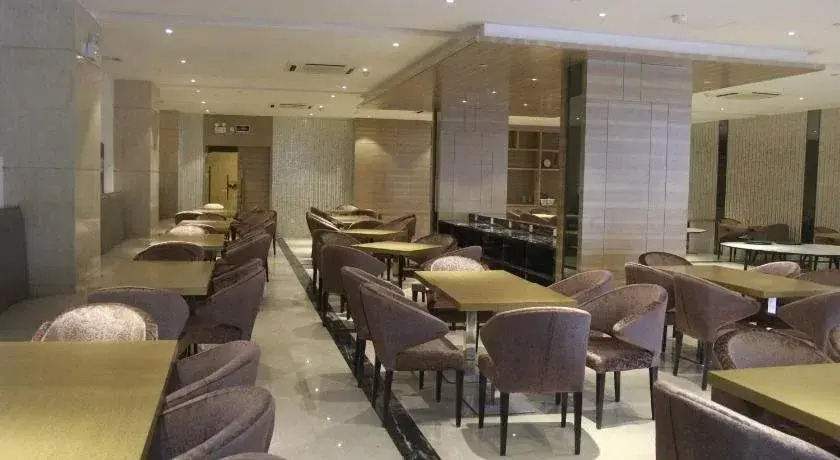 Toronto Hotels Dameisha Branch