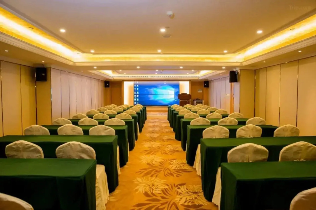 Vienna International Hotel Foshan Beijiao New City Meidi Headquarter