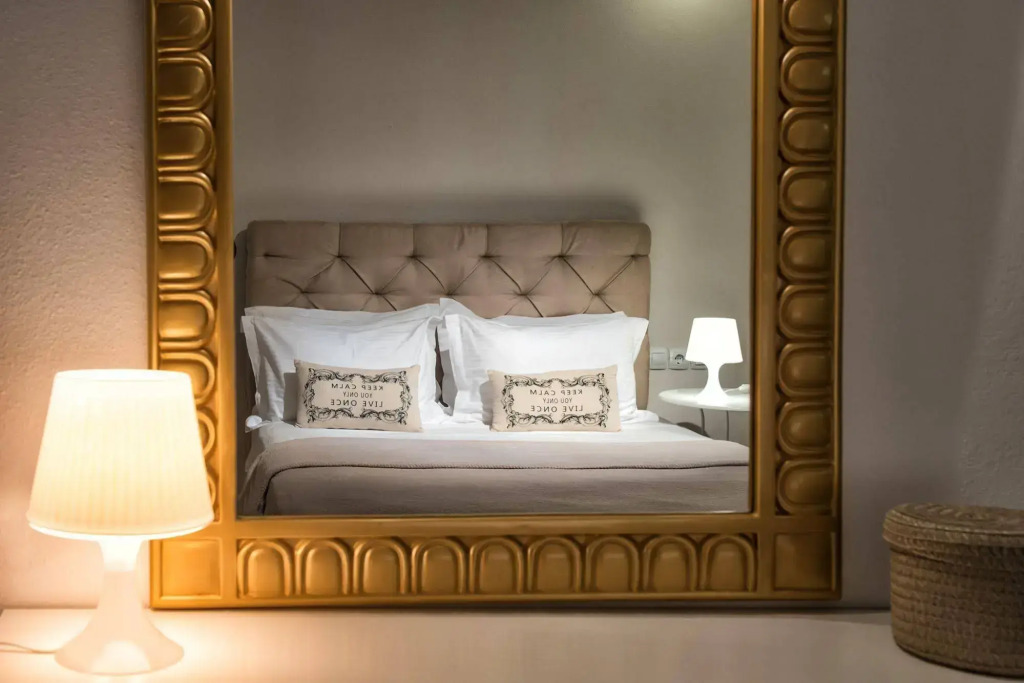 Mistral Hotel