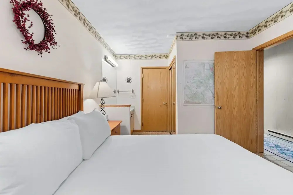 East Bay Condos #111 By Summit County Mountain Retreats
