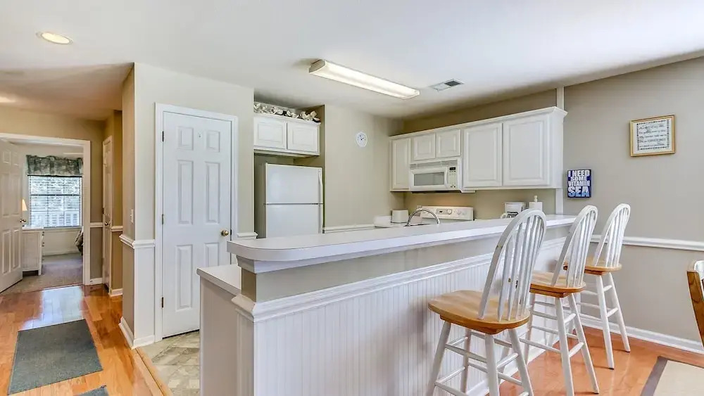 Fifty-seven Sea Ii This Spacious And Beautiful Condo Overlooking Pond And 4th Hole 2 Bedroom Condo by Peace Vacations