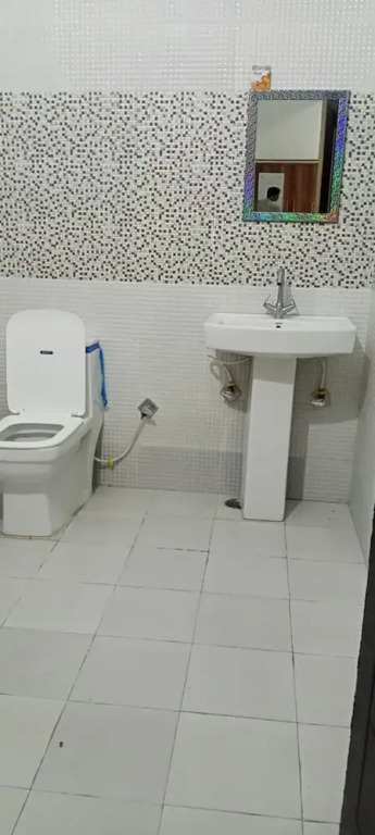 Goroomgo Komfy Stayz Dehradun