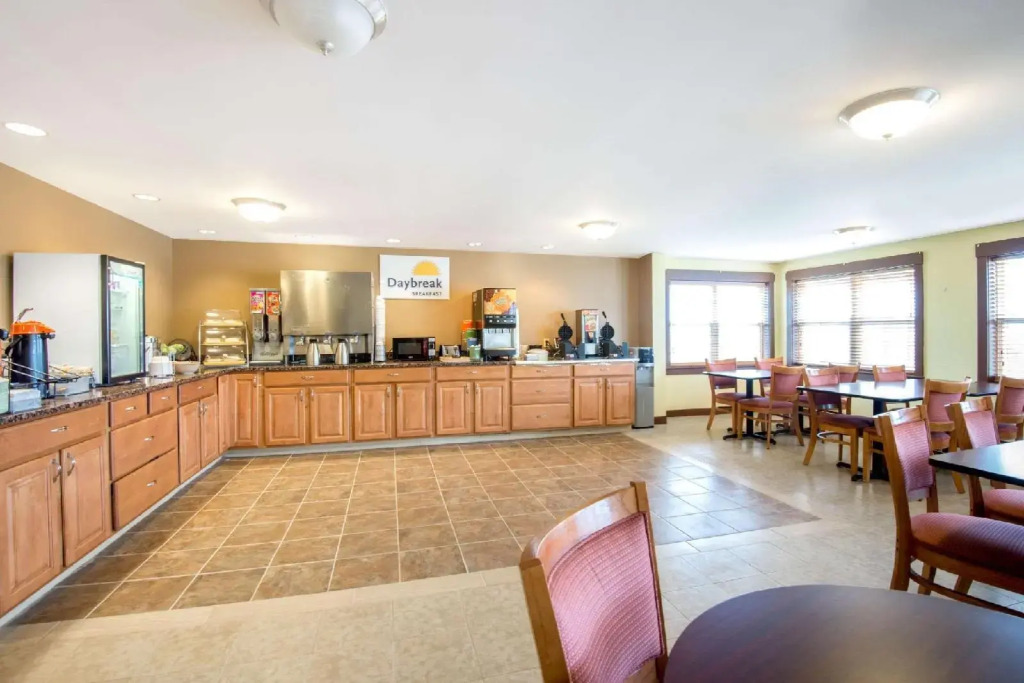 Spark by Hilton Portland Airport Maine Mall