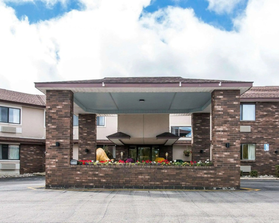 Quality Inn Saint Ignace I-75