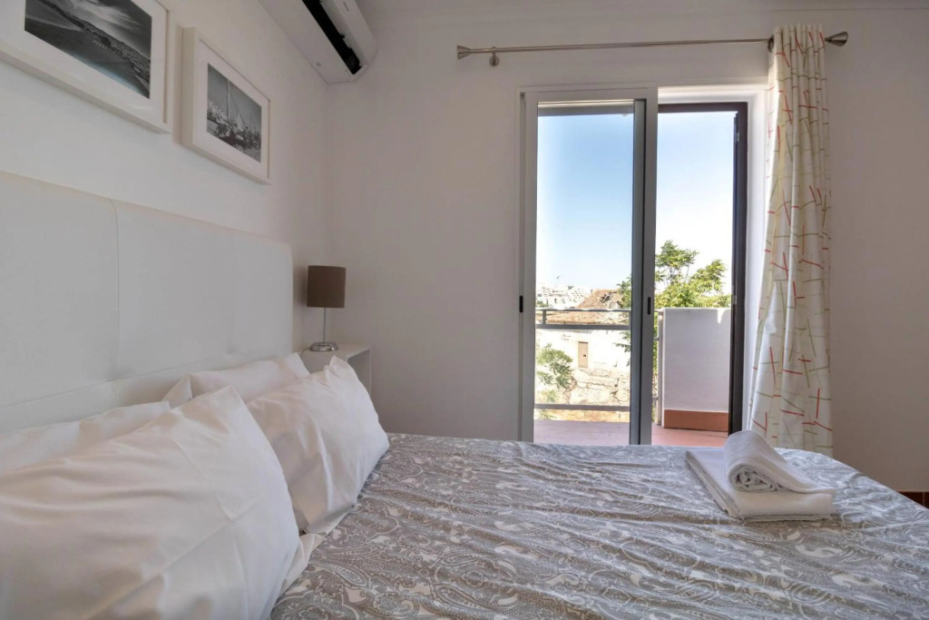 #008 Charming Flat 2 min from OldTown,Beach