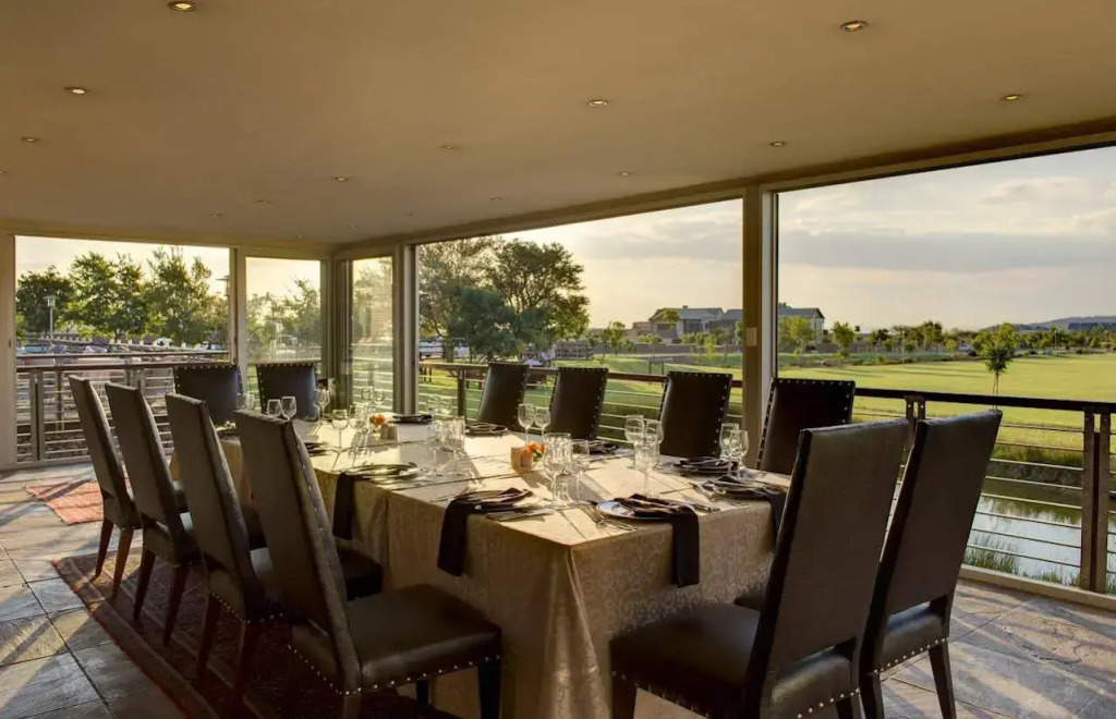 Riboville Boutique Hotel And Restaurant