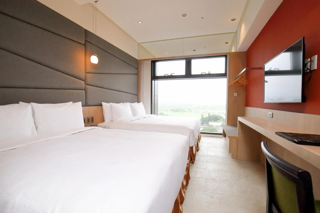 Kloud Hotel