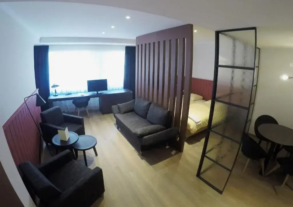 Logis Hôtel Acacia