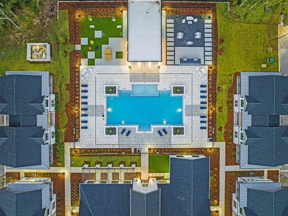 Landing Amazing 1BD Clubhouse Gym
