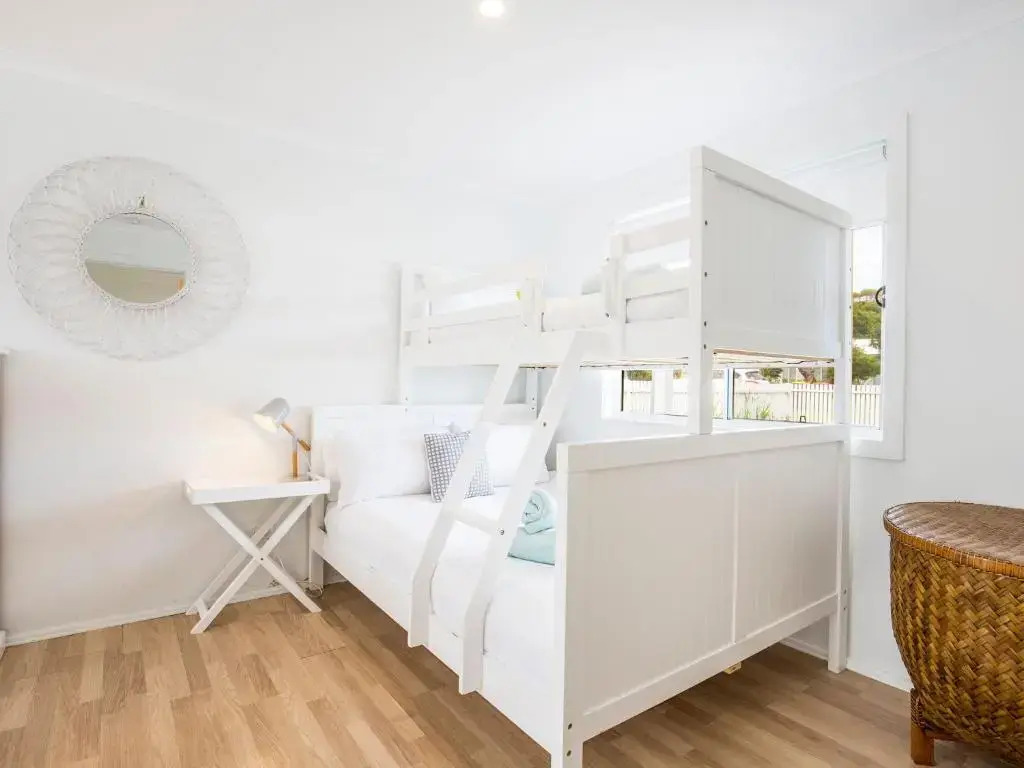 Thalassa I Pet Friendly I 2 Mins Walk to Beach
