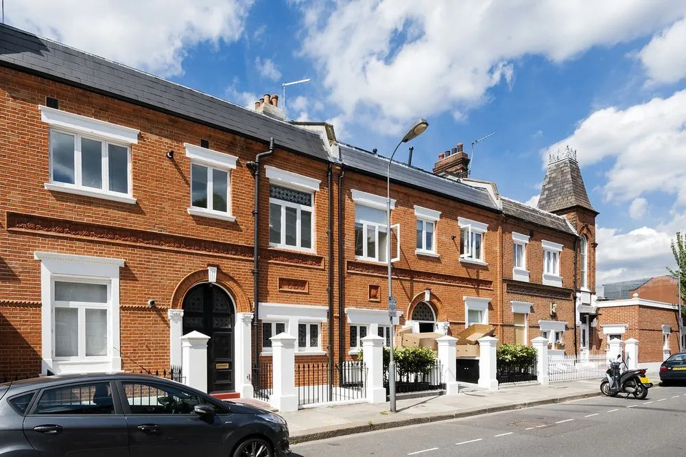 The Magravine Gardens Court I - MP02