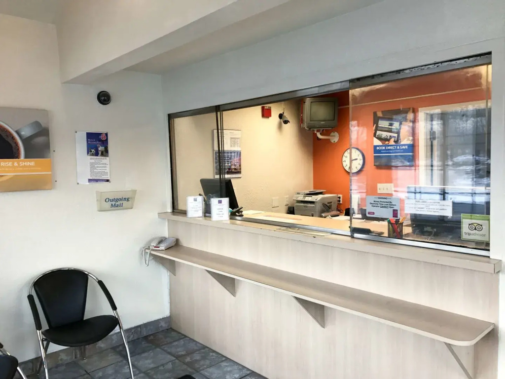 Motel 6-Enfield, CT - Hartford