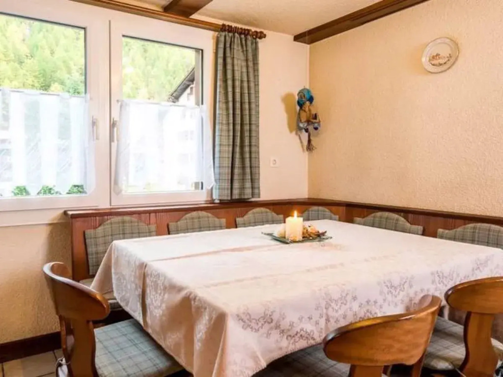 Chalet Alpenrösli 15305