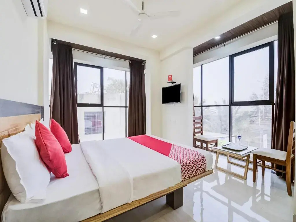 Itsy Hotel New Retreat Main Market Mahabaleshwar
