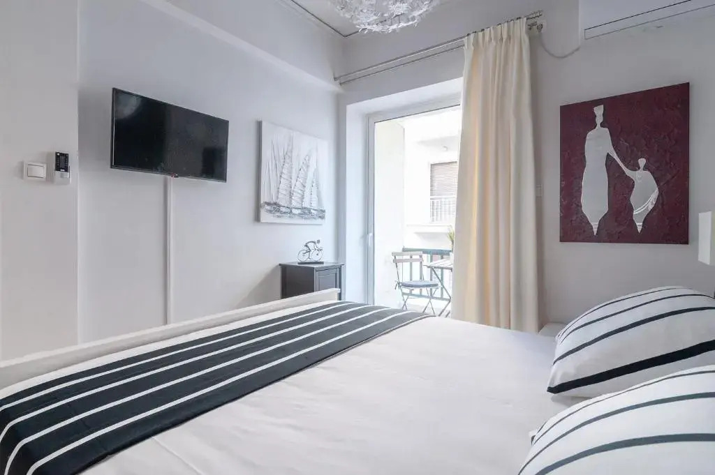 Kleio by Heloni Apartments