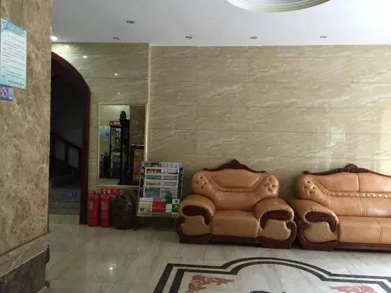 Xining Julong Business Hotel (Xining Railway Station Provincial Hospital)