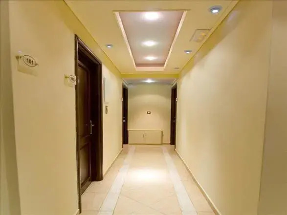 Ellopia Hotel