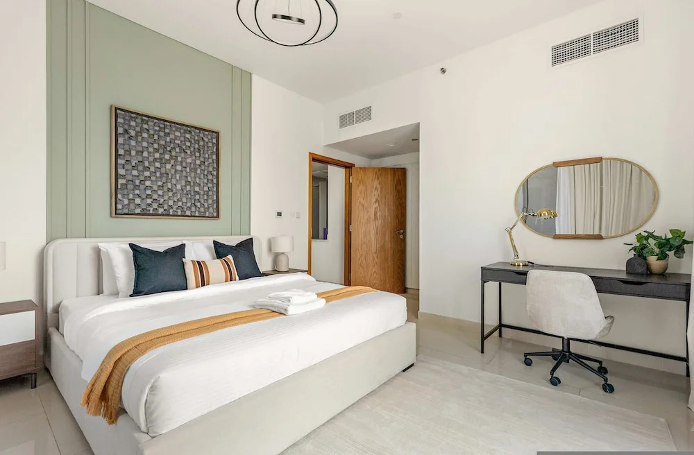 Silkhaus 1BR Prime Spot at Julphar in Reem Island