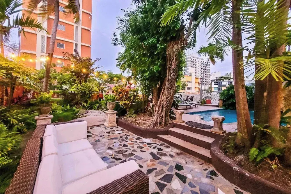 Luxurious San Juan Villa w/ Pool - Walk to Beach