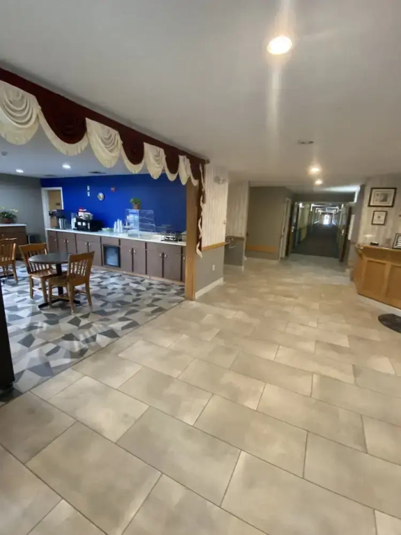 Coos Motor Inn