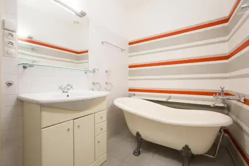Apartment with free Garage Prague 1