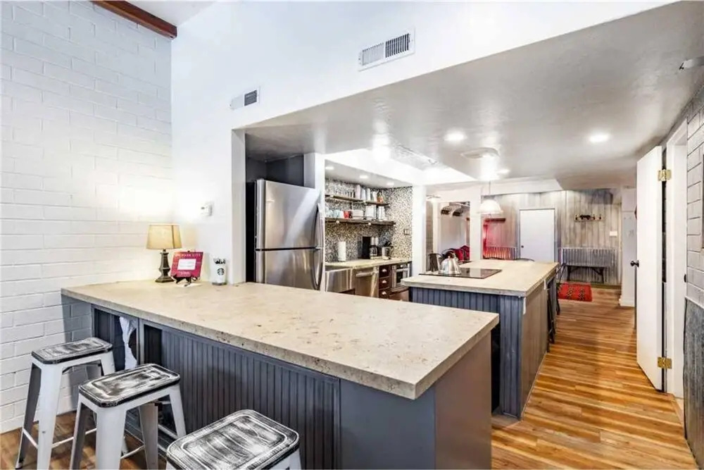 Park Avenue 333 by Identity Properties